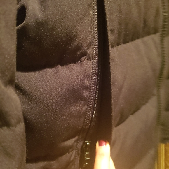Canada Goose Jacket PERFECT CONDITION - Picture 2 of 5